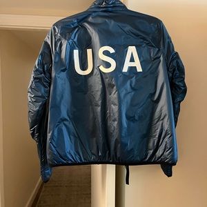 Authentic Limited Edition Olympic Light Puffer Jacket (Unisex Small) Nike